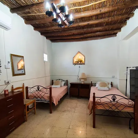 بيت للعطل Dc Family & Garden - Traditional